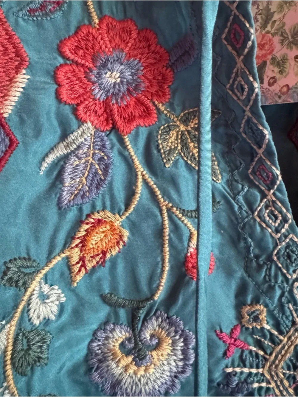 Johnny Was Taryn Flowy Tassel Blouse Silk Embroidered NWT Size L - Picture 4 of 12